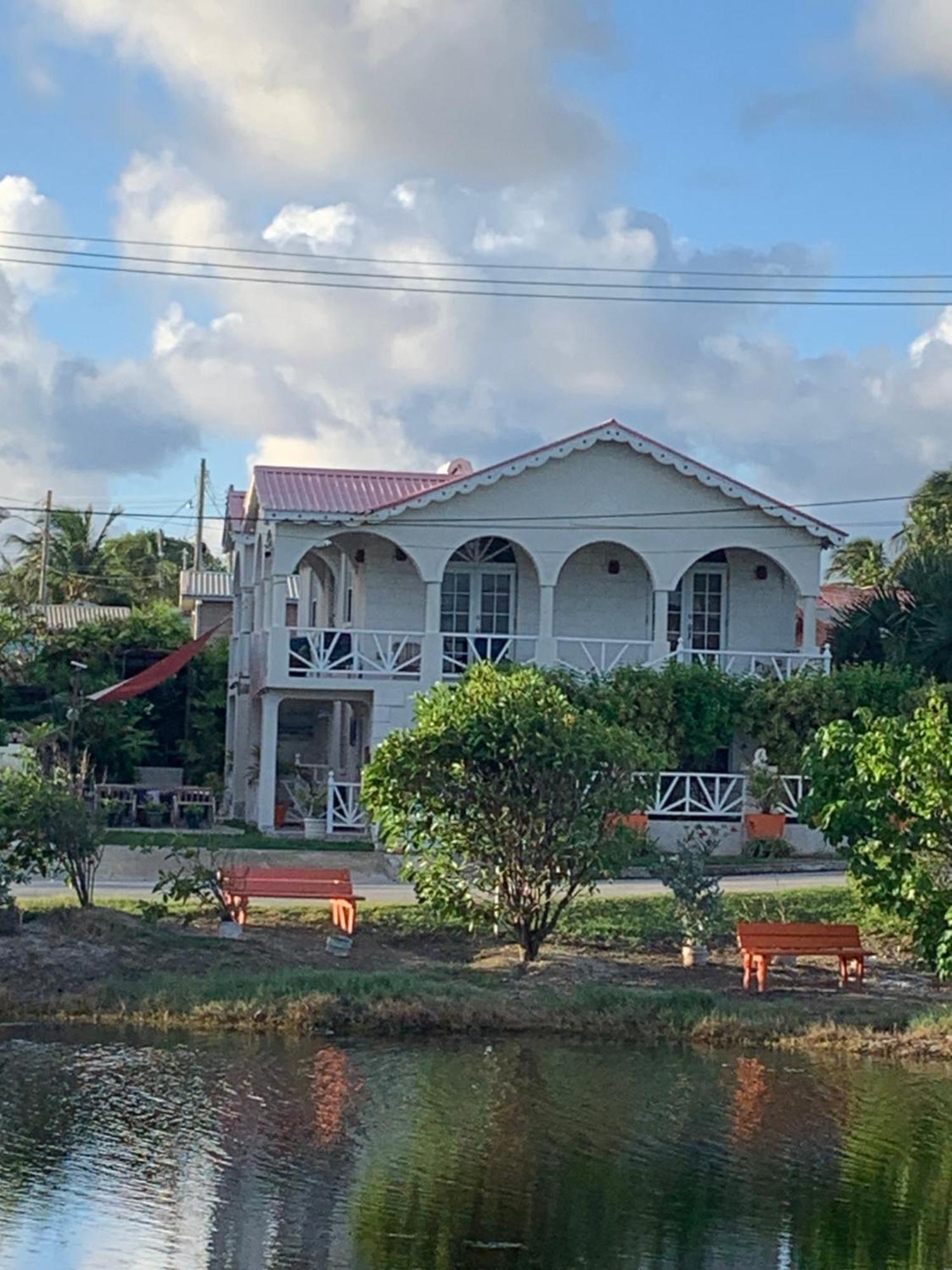 Sea Shells Villa Christ Church Esterno foto